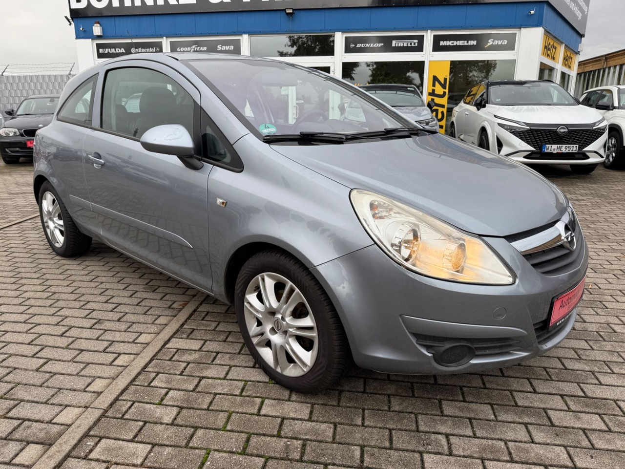 Opel Corsa D Edition KLIMA ALLWETTER REIFEN TÜV 26 - Autovettura: foto 2 Opel Corsa D Edition KLIMA ALLWETTER REIFEN TÜV 26 - Autovettura: foto 2