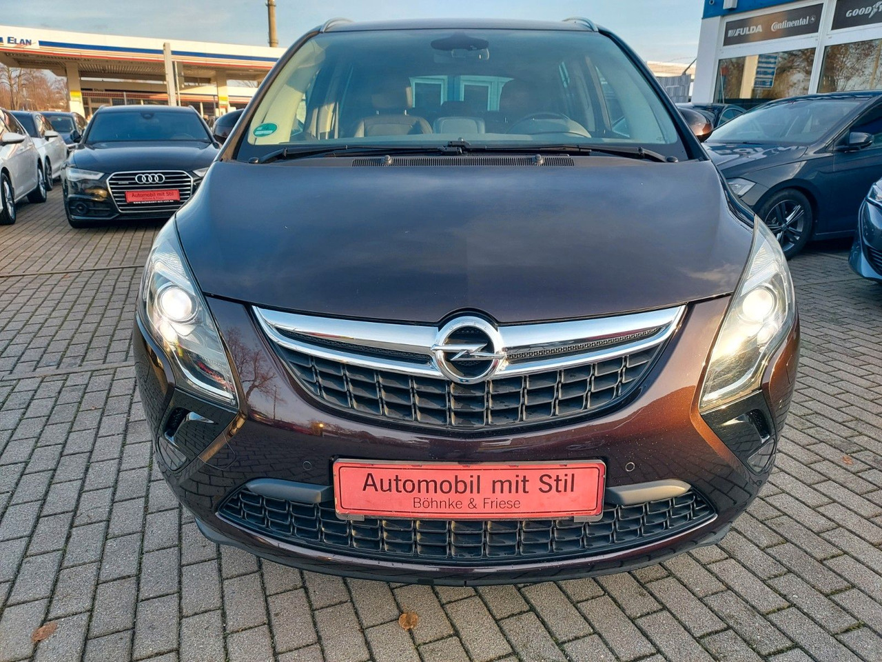 Opel Zafira C Tourer Automatik Xenon Leder Navi AHK - Pulmino: foto 4 Opel Zafira C Tourer Automatik Xenon Leder Navi AHK - Pulmino: foto 4
