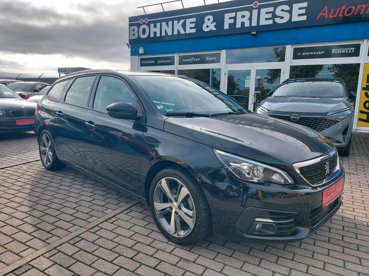 Peugeot 308 SW Active Business Panorama DAB Navi LED - Station wagon: foto 1 Peugeot 308 SW Active Business Panorama DAB Navi LED - Station wagon: foto 1