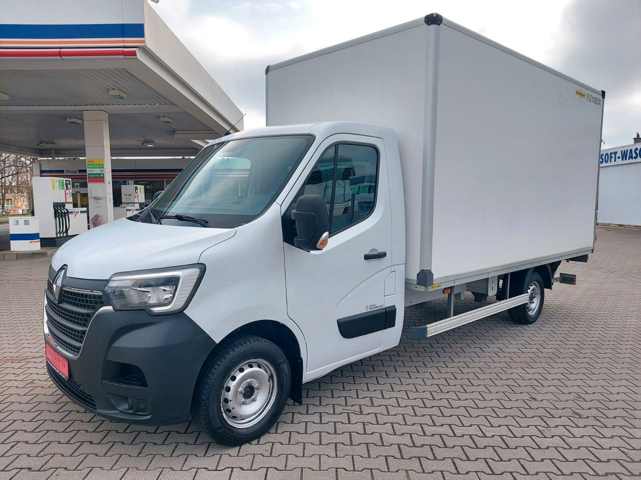 Renault Master III Koffer L3H1 3,5t Ladebordwand Klima Renault Master III Koffer L3H1 3,5t Ladebordwand Klima - Furgone box: foto 3 Renault Master III Koffer L3H1 3,5t Ladebordwand Klima Renault Master III Koffer L3H1 3,5t Ladebordwand Klima - Furgone box: foto 3