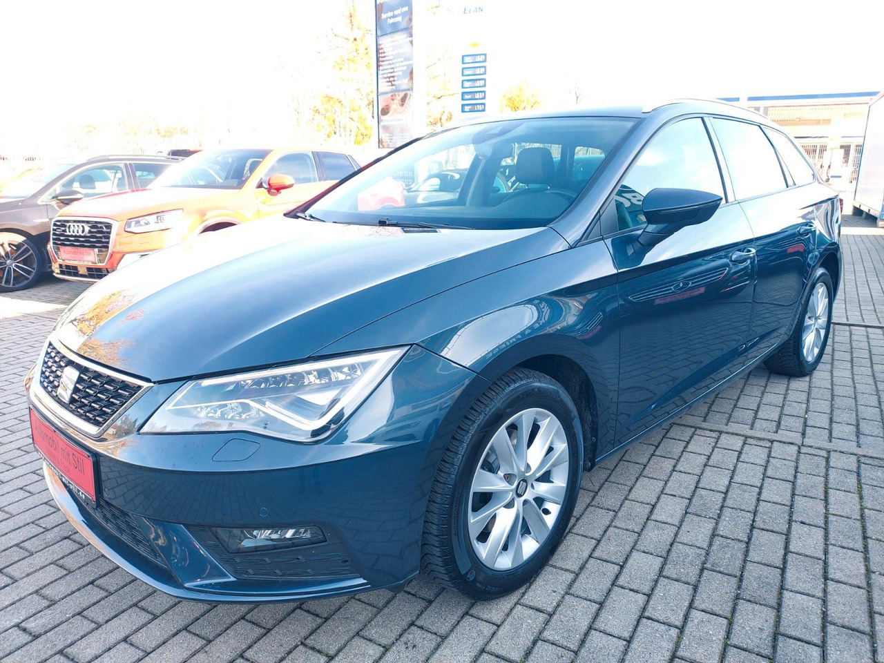 Seat Leon ST Style DSG ACC Radar LED Navi DAB AHK - Station wagon: foto 5 Seat Leon ST Style DSG ACC Radar LED Navi DAB AHK - Station wagon: foto 5
