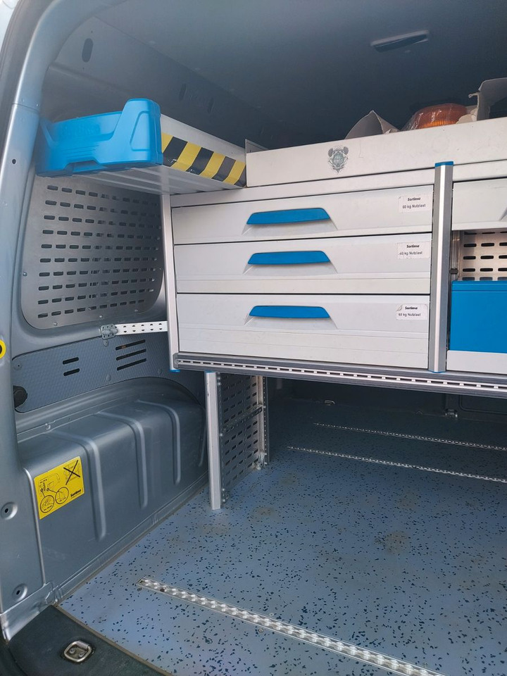 Pulmino Volkswagen Caddy Nfz Kasten BMT 4Motion Navi Klima Standhei: foto 22