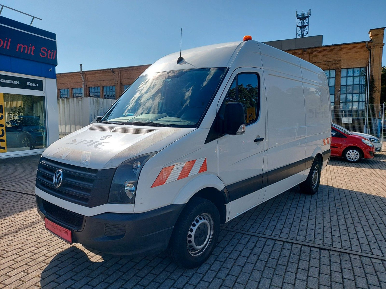 Volkswagen Crafter Kasten 35 mittel L2H2 Hochdach Klima - Furgone chiuso: foto 5 Volkswagen Crafter Kasten 35 mittel L2H2 Hochdach Klima - Furgone chiuso: foto 5