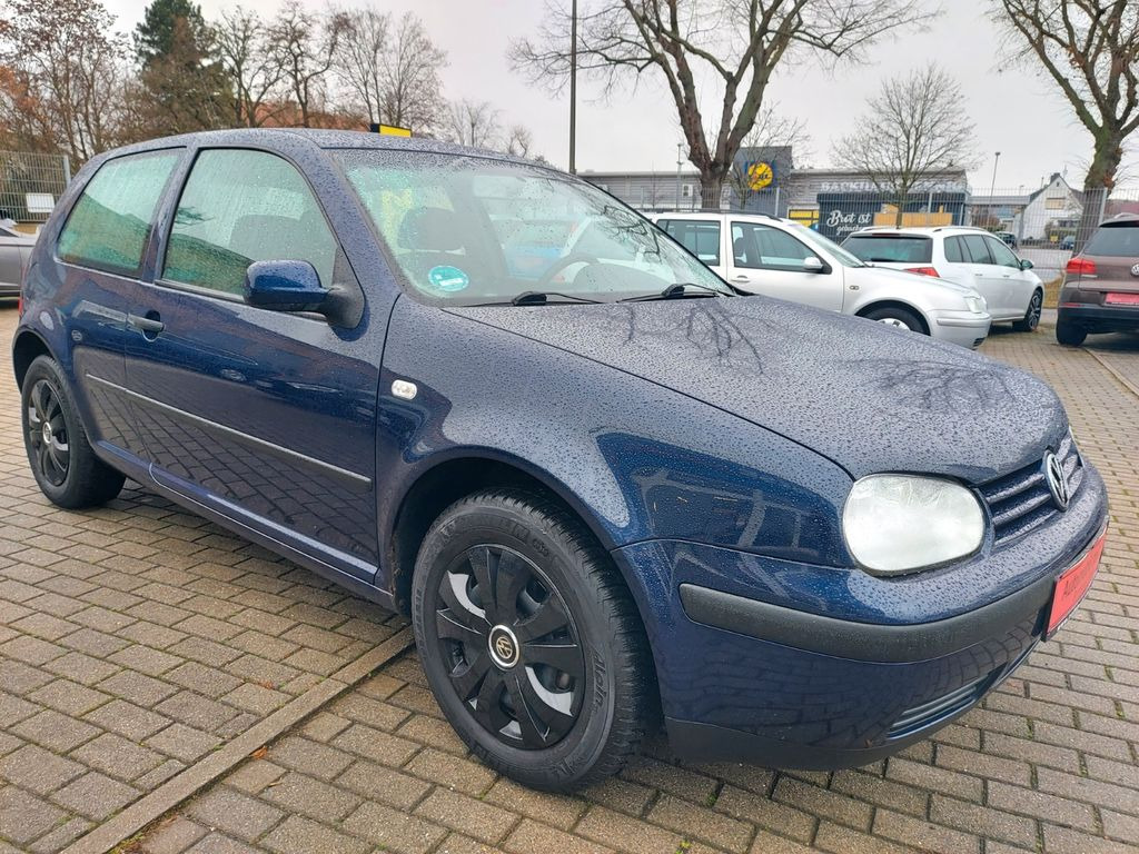 Autovettura Volkswagen Golf 1.4 Comfortline Klima M+S Reifen TüV26: foto 1