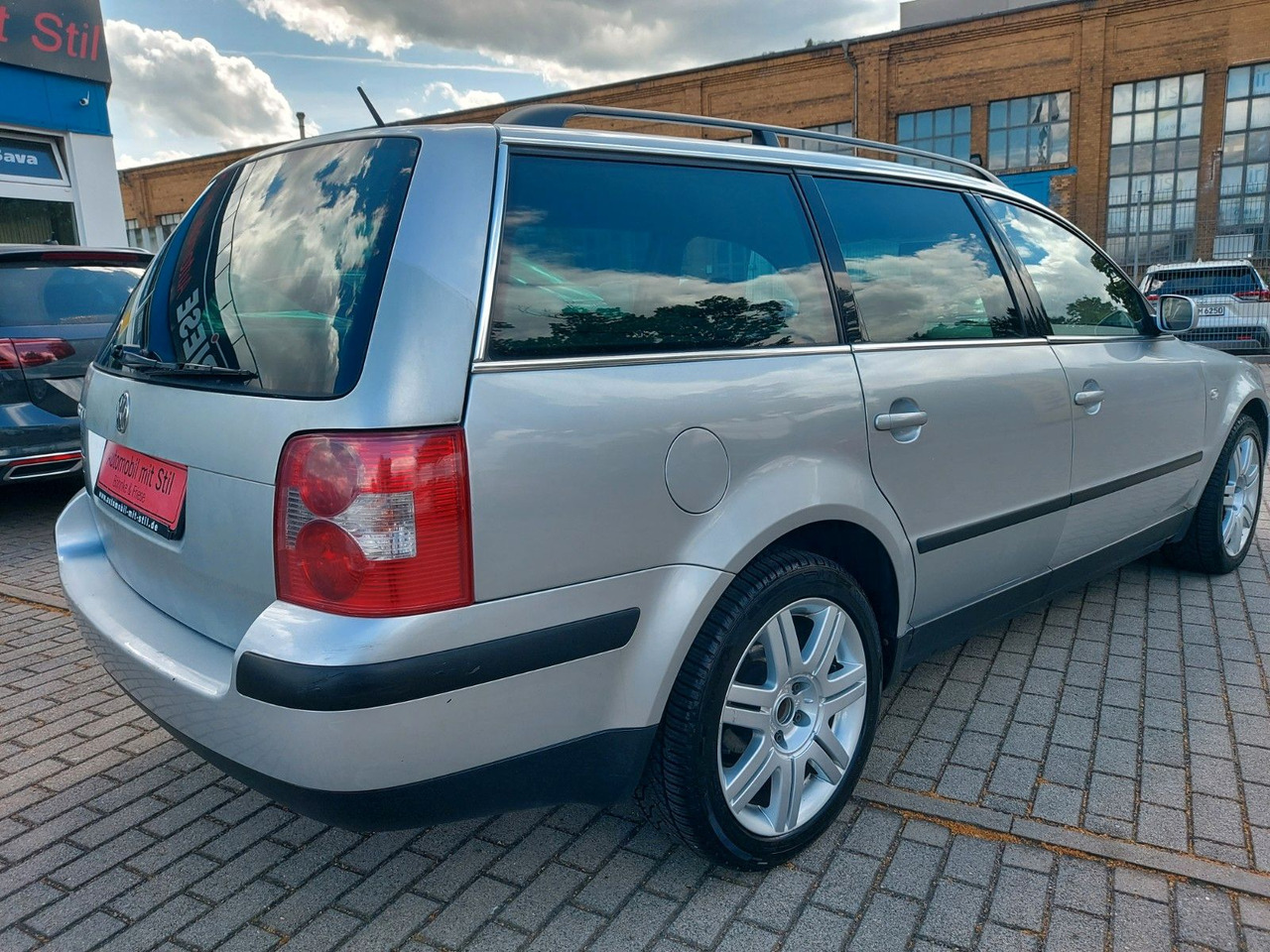 Volkswagen Passat Variant Family Klima Sitzheizung - Autovettura: foto 4 Volkswagen Passat Variant Family Klima Sitzheizung - Autovettura: foto 4