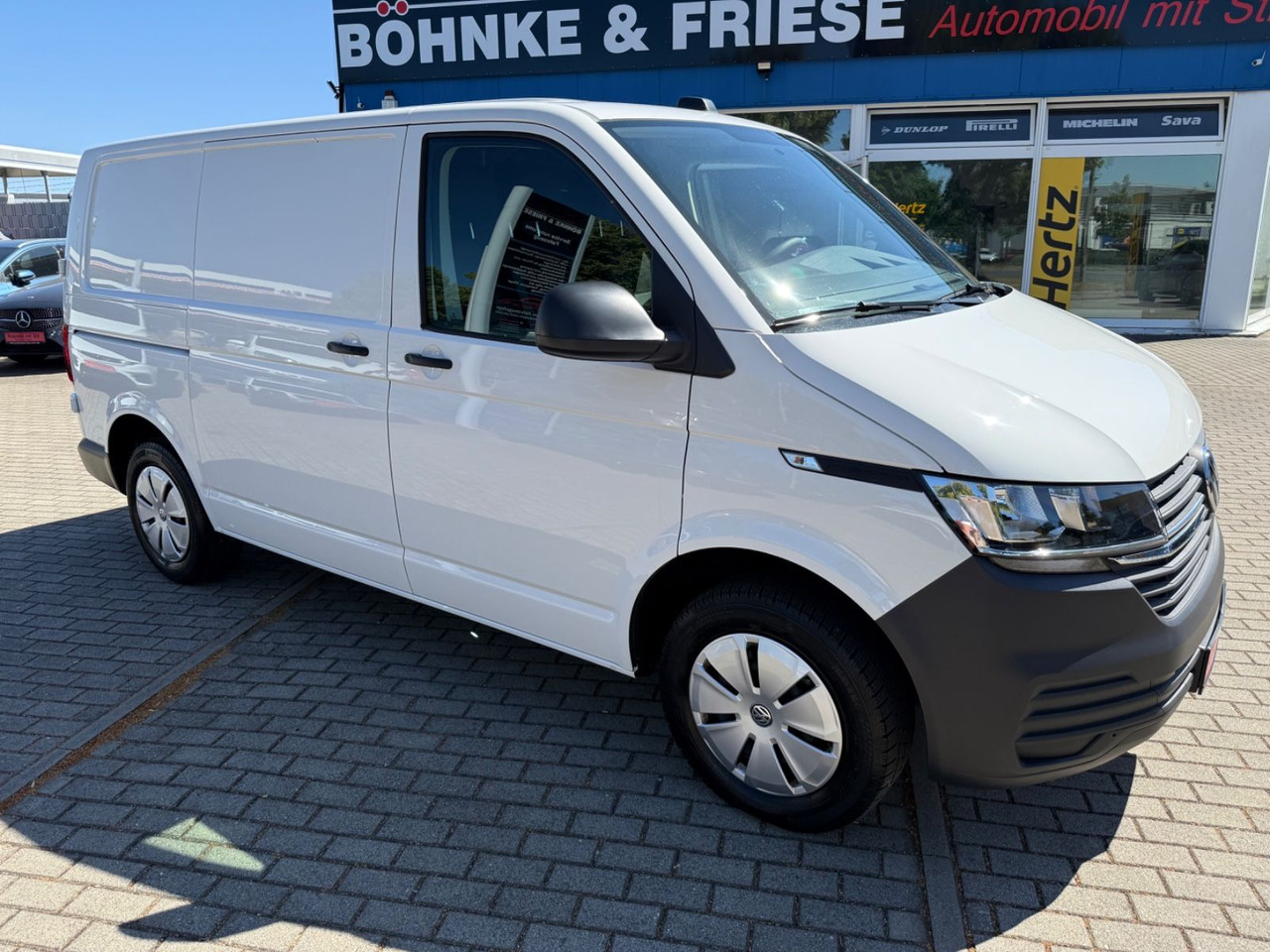 Volkswagen T6 Transporter KAMERA REGAL EINBAUTEN KLIMA - Pulmino: foto 2 Volkswagen T6 Transporter KAMERA REGAL EINBAUTEN KLIMA - Pulmino: foto 2