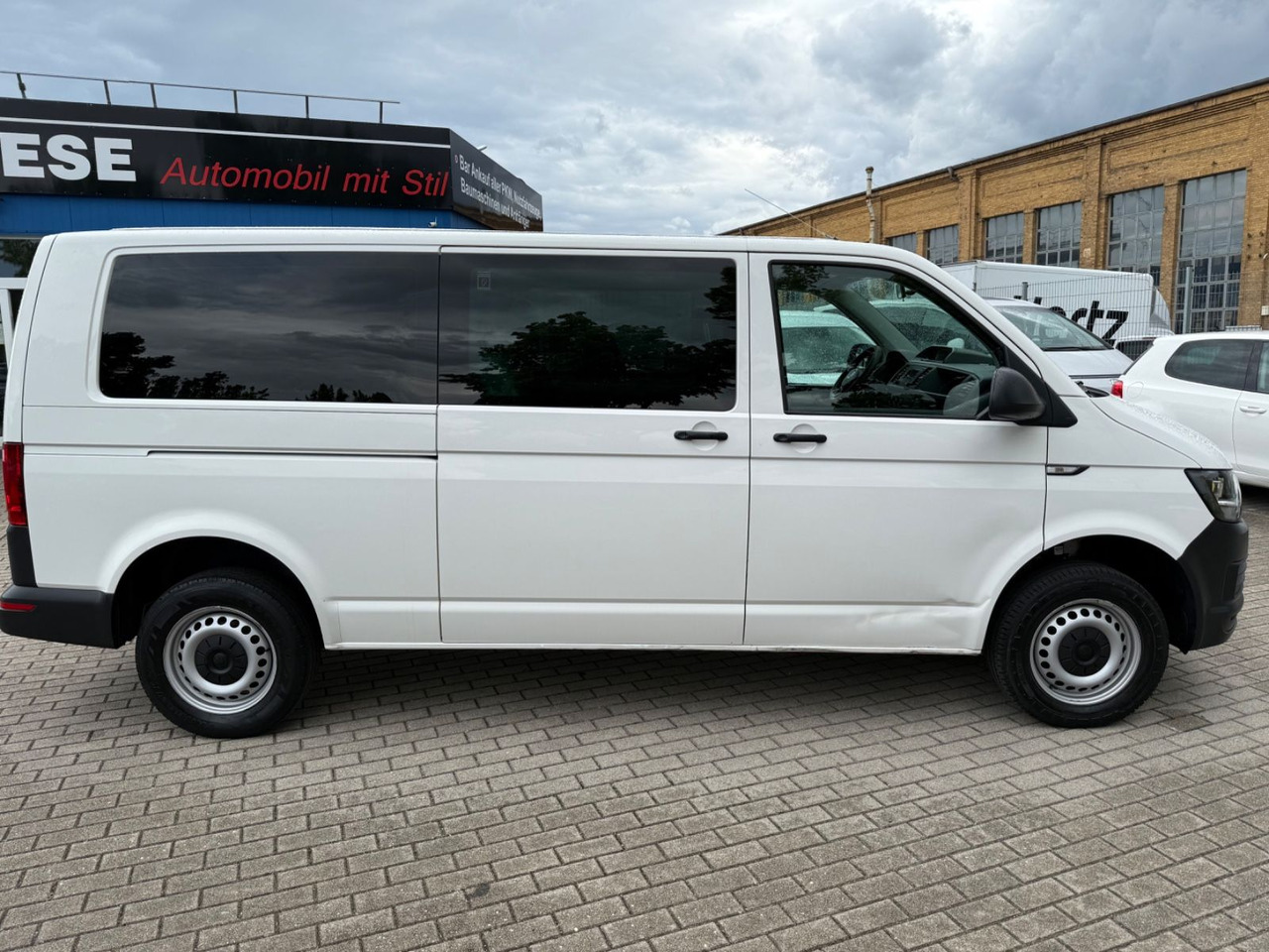 Volkswagen T6 Transporter Kasten Kombi lang 4Motion 5 Sitze - Pulmino: foto 3 Volkswagen T6 Transporter Kasten Kombi lang 4Motion 5 Sitze - Pulmino: foto 3