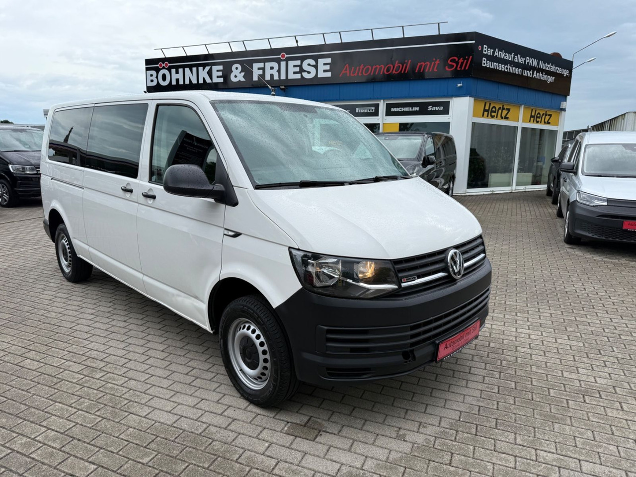 Volkswagen T6 Transporter Kasten Kombi lang 4Motion 5 Sitze - Pulmino: foto 1 Volkswagen T6 Transporter Kasten Kombi lang 4Motion 5 Sitze - Pulmino: foto 1