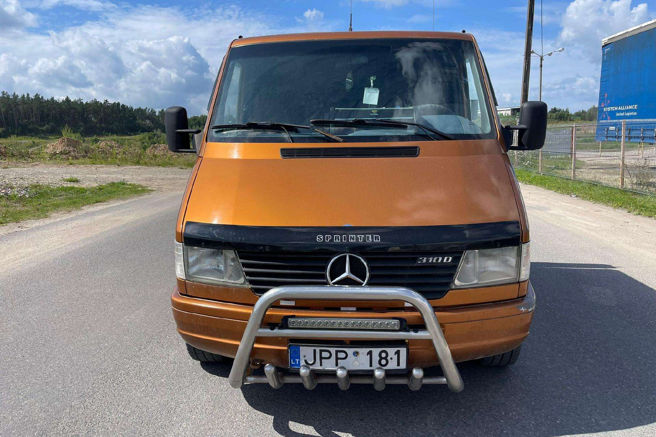 Mercedes-Benz 310 - Furgone chiuso: foto 5 Mercedes-Benz 310 - Furgone chiuso: foto 5