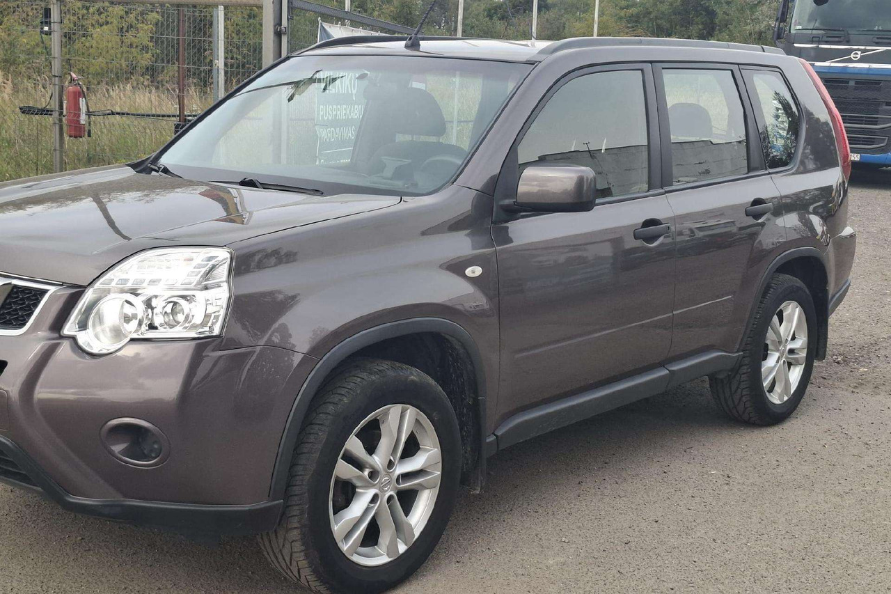 Nissan X-Trail - SUV/ Fuoristrada: foto 1 Nissan X-Trail - SUV/ Fuoristrada: foto 1