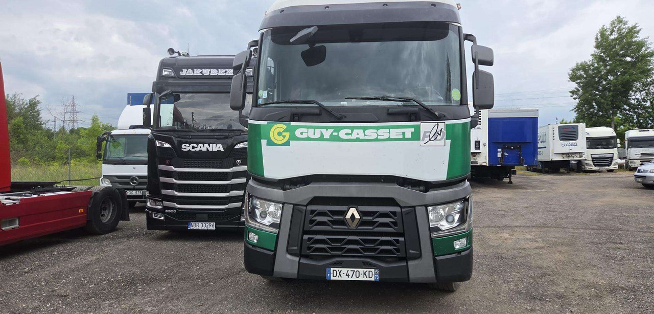 Renault T 460 - Camion centinato: foto 3 Renault T 460 - Camion centinato: foto 3