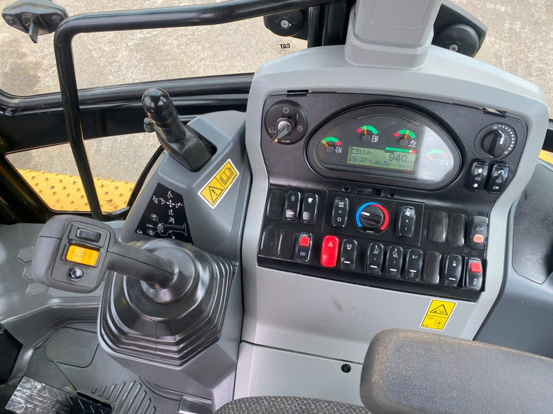 Caterpillar 432F2 NVT - Terna: foto 4 Caterpillar 432F2 NVT - Terna: foto 4