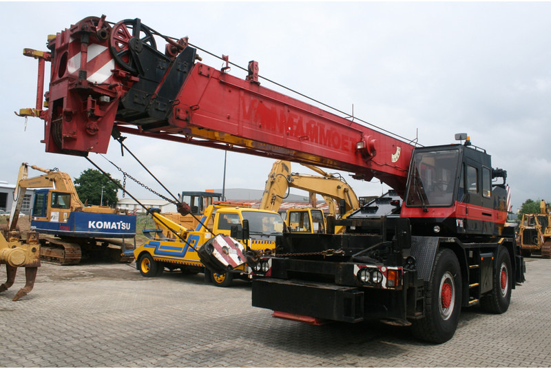 Tadano TR300EX NVT - Gru multistrada: foto 2 Tadano TR300EX NVT - Gru multistrada: foto 2