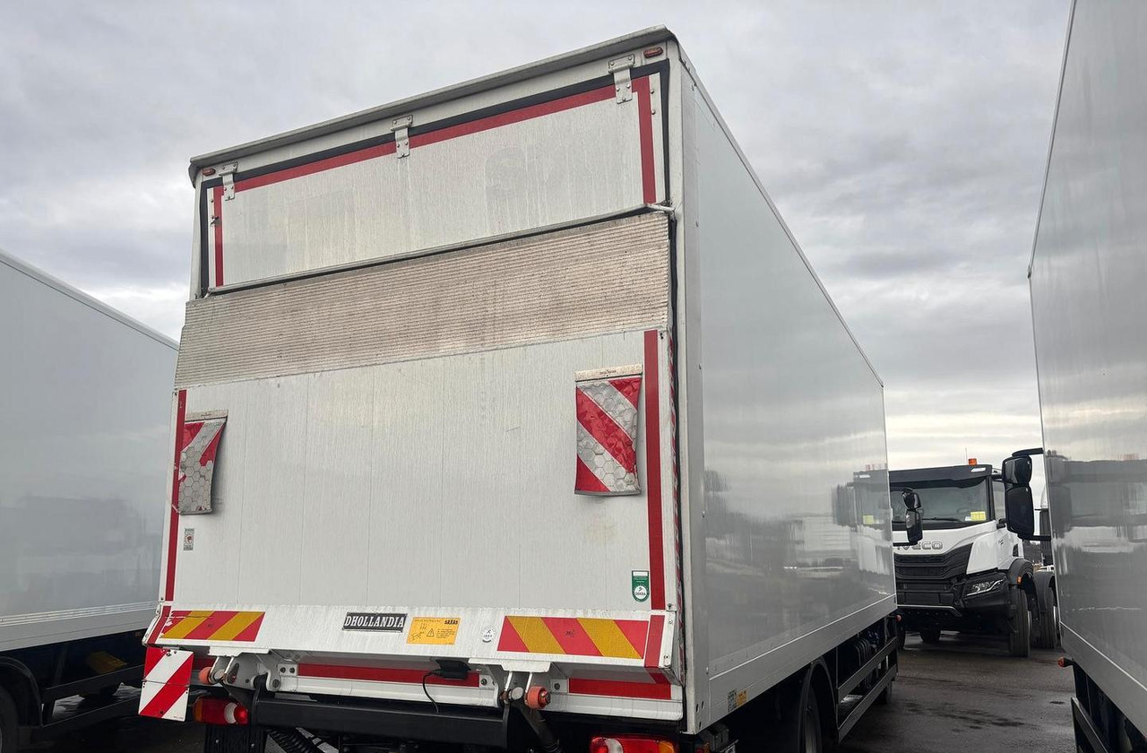 Iveco 140e28 euro 6 *48000 km - Autocarro furgonato: foto 2 Iveco 140e28 euro 6 *48000 km - Autocarro furgonato: foto 2