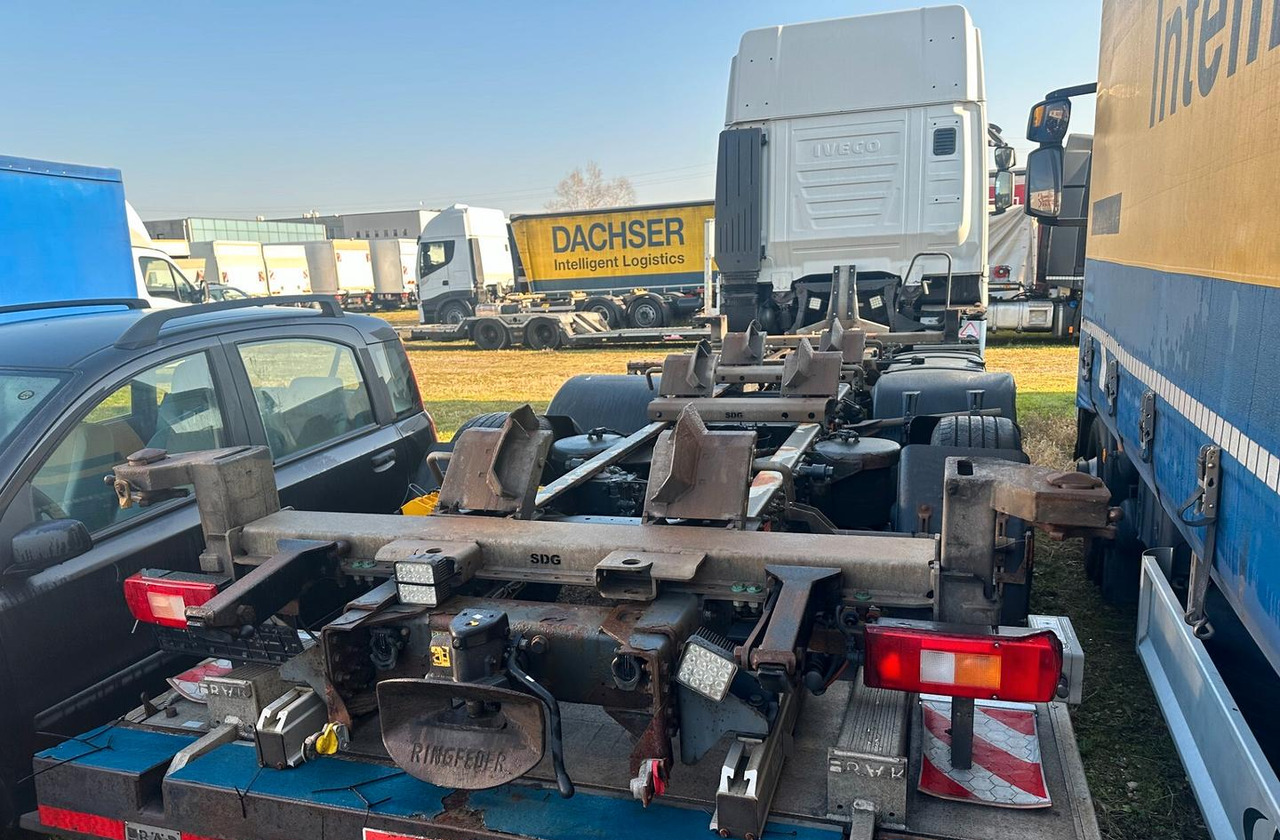 Iveco STRALIS AS 260 S 42 CASSE MOBILI SPONDA EURO - Autocarro telaio: foto 4 Iveco STRALIS AS 260 S 42 CASSE MOBILI SPONDA EURO - Autocarro telaio: foto 4