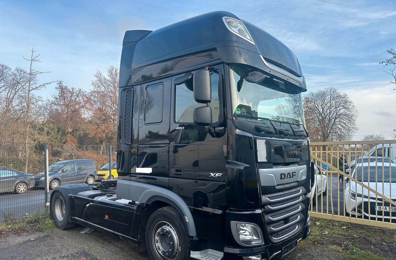 Daf XF 480 SSC INTARDER E POMPA PER RIBALTABILE - Trattore stradale: foto 1 Daf XF 480 SSC INTARDER E POMPA PER RIBALTABILE - Trattore stradale: foto 1