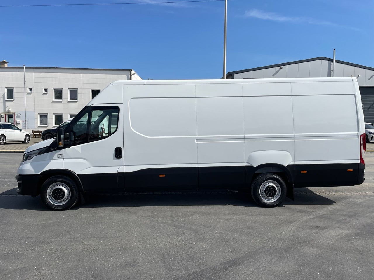 Iveco Daily 35S16 L4H2 Kastenwagen/GARANTIE/4680mm/AC - Furgone chiuso: foto 4 Iveco Daily 35S16 L4H2 Kastenwagen/GARANTIE/4680mm/AC - Furgone chiuso: foto 4