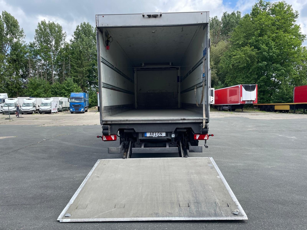 Kerscher ZAH 18 Tandem-Kühlanhänger/CARRIER/LBW - Rimorchio frigorifero: foto 5 Kerscher ZAH 18 Tandem-Kühlanhänger/CARRIER/LBW - Rimorchio frigorifero: foto 5