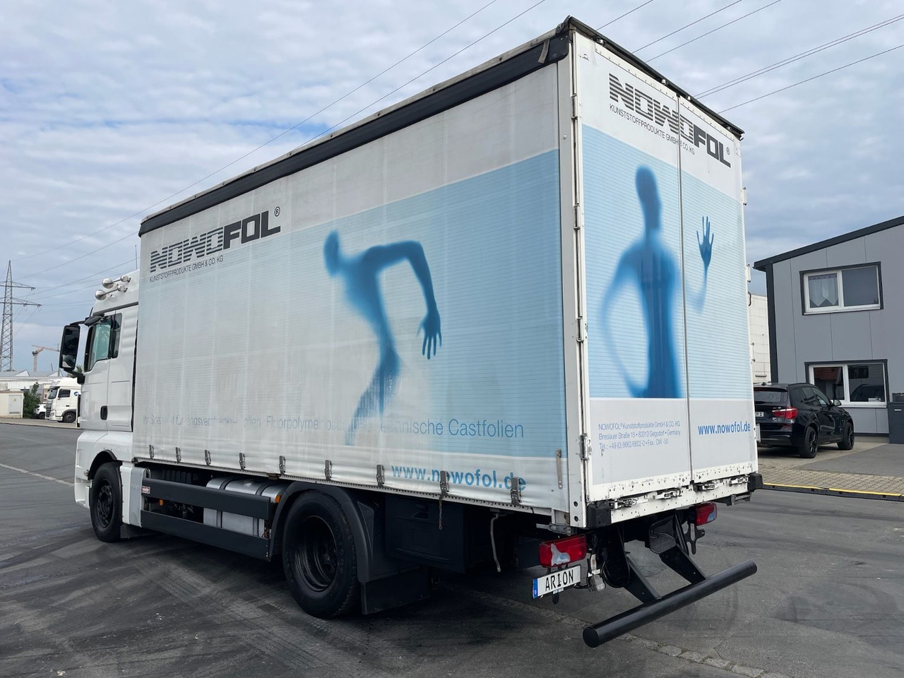 MAN TGX 18.440 4x2 BL Pritsche+Plane/AC/2xBett/EU5 - Camion centinato: foto 4 MAN TGX 18.440 4x2 BL Pritsche+Plane/AC/2xBett/EU5 - Camion centinato: foto 4