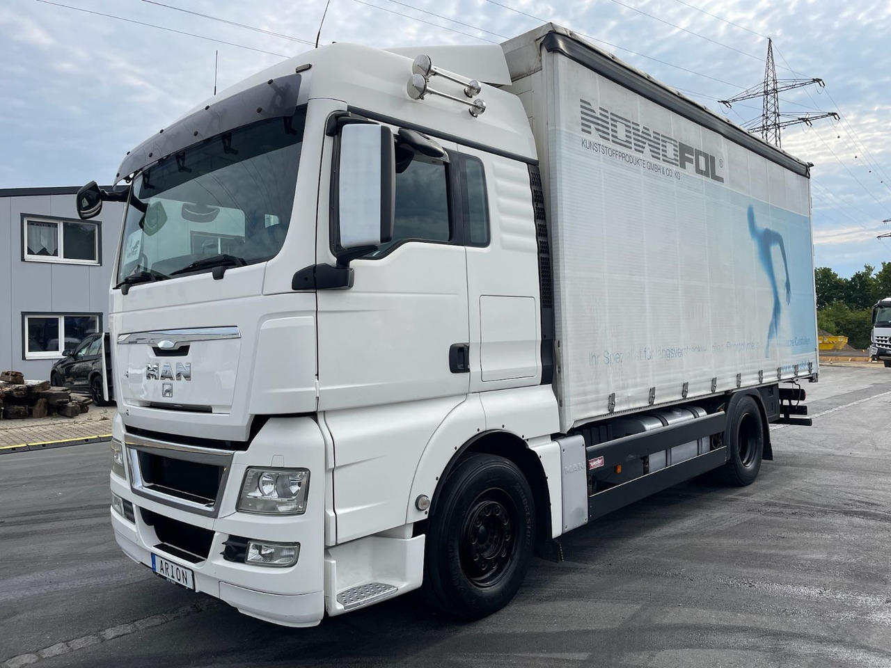 MAN TGX 18.440 4x2 BL Pritsche+Plane/AC/2xBett/EU5 - Camion centinato: foto 3 MAN TGX 18.440 4x2 BL Pritsche+Plane/AC/2xBett/EU5 - Camion centinato: foto 3