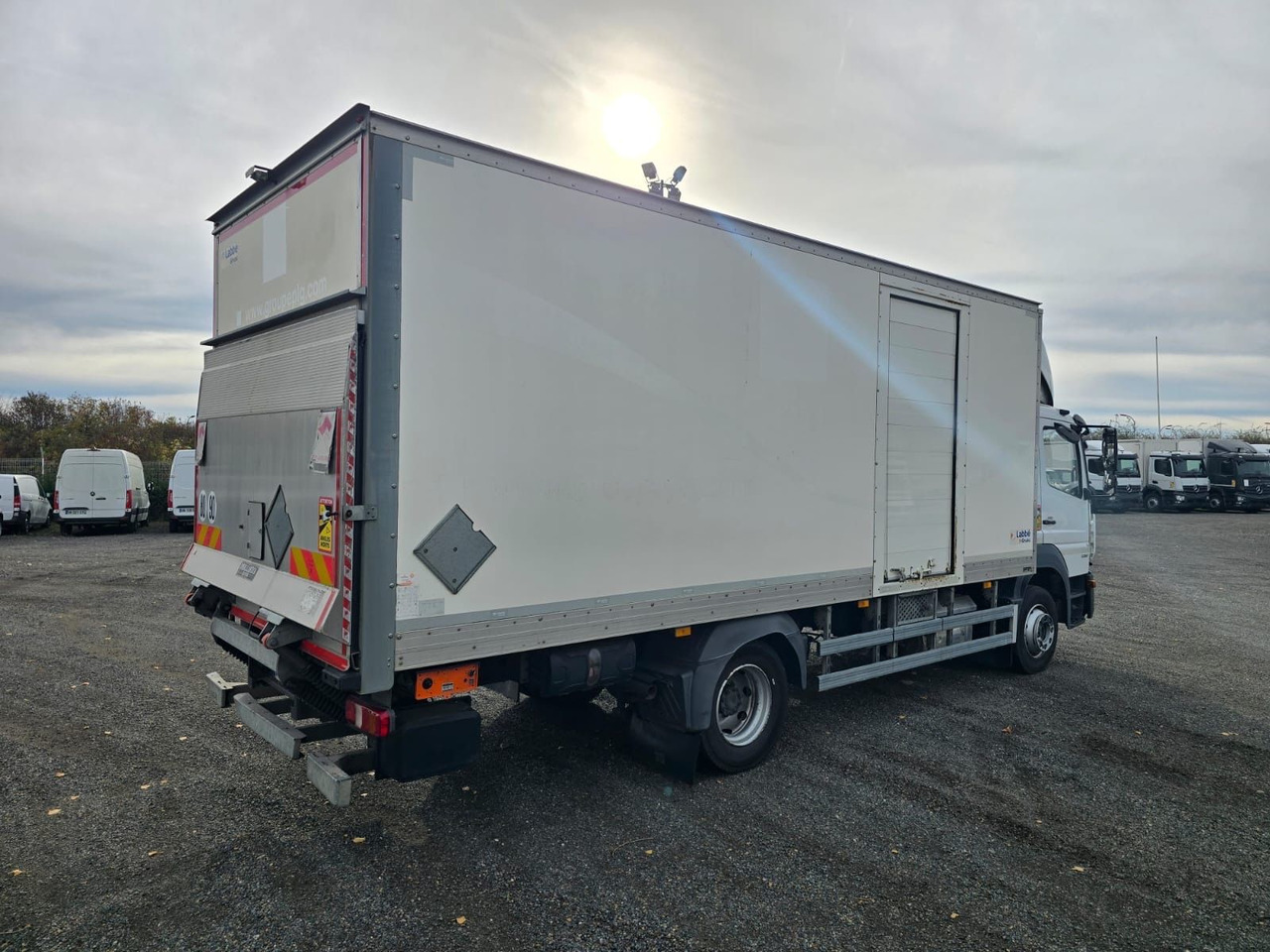 Mercedes-Benz Atego 1218 4x2 Koffer/FULL-ADR/EXIII/LBW/AC/EU6d - Autocarro furgonato: foto 3 Mercedes-Benz Atego 1218 4x2 Koffer/FULL-ADR/EXIII/LBW/AC/EU6d - Autocarro furgonato: foto 3