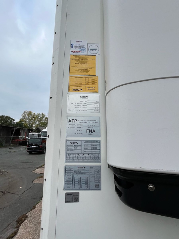 Semirimorchio frigorifero Schmitz Cargobull SCB*S3B/CARRIER/Vector1550/LBW/BÄR/2347h/13,4m: foto 10