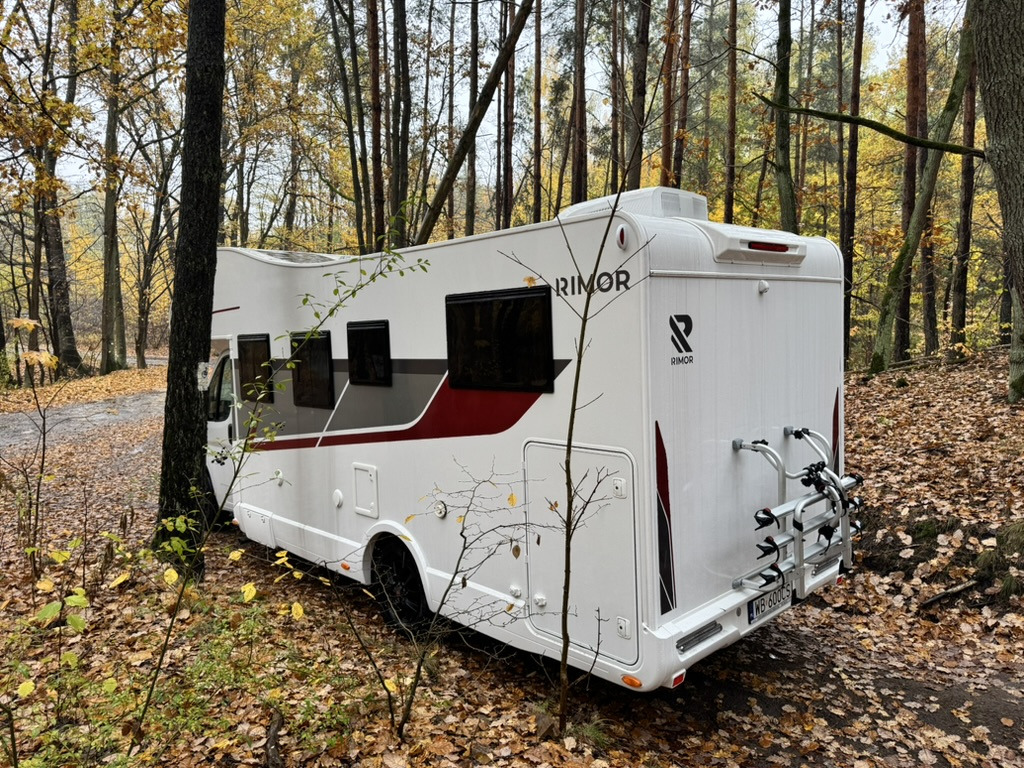 Rimor Seal 695 - Camper mansardato: foto 3 Rimor Seal 695 - Camper mansardato: foto 3