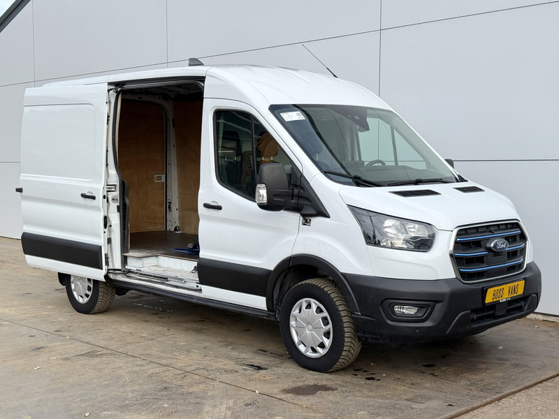 Ford E-Transit 390 75kWh 184PK Elektrisch 75kWh 334km WLTP BEV Snelladen L2H2 Climate Control Tacho Carplay Camera Stoelverwarming Parkeersensoren voor achter - Furgone chiuso, Furgone elettrico: foto 5 Ford E-Transit 390 75kWh 184PK Elektrisch 75kWh 334km WLTP BEV Snelladen L2H2 Climate Control Tacho Carplay Camera Stoelverwarming Parkeersensoren voor achter - Furgone chiuso, Furgone elettrico: foto 5