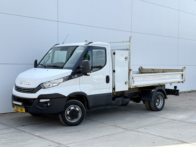 Iveco Daily 35C18 3.0 3.0 Automaat Kipper Dubbellucht 3.5t Trekhaak Airco Cruise Control - Furgone ribaltabile: foto 2 Iveco Daily 35C18 3.0 3.0 Automaat Kipper Dubbellucht 3.5t Trekhaak Airco Cruise Control - Furgone ribaltabile: foto 2