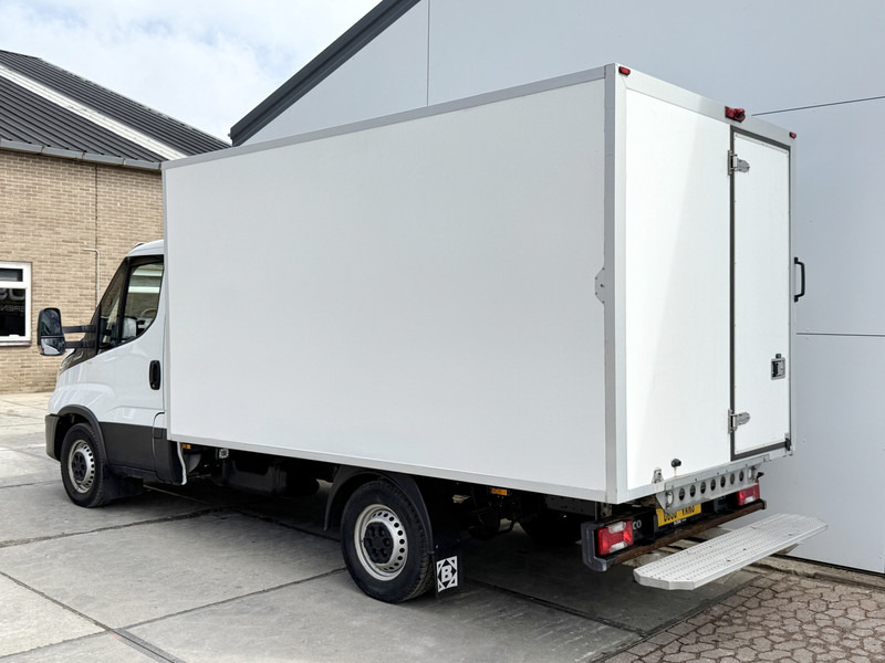 Iveco Daily 35S14 2.3 Automaat Climate Control Cruise Control Camera Standkachel Kuhlkoffer Koelwagen - Furgone frigo: foto 2 Iveco Daily 35S14 2.3 Automaat Climate Control Cruise Control Camera Standkachel Kuhlkoffer Koelwagen - Furgone frigo: foto 2