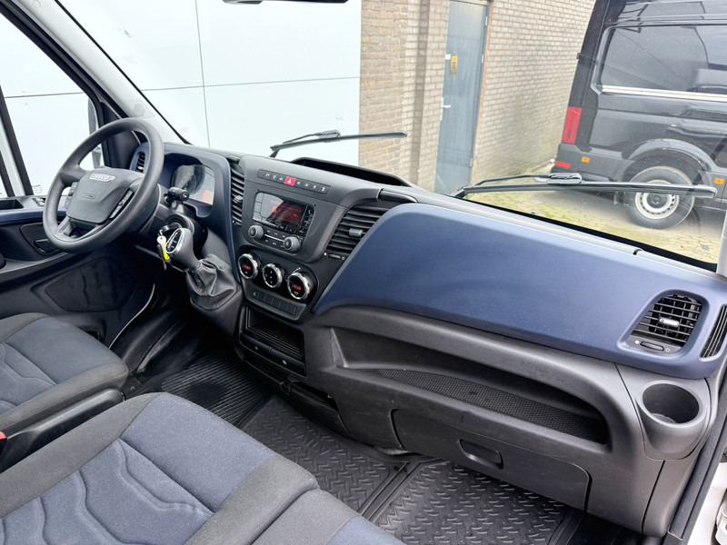 Leasing di Iveco Daily 35S14 2.3 Automaat Laadklep Climate Control Standkachel Koffer Bakwagen Meubelbak Iveco Daily 35S14 2.3 Automaat Laadklep Climate Control Standkachel Koffer Bakwagen Meubelbak: foto 8 Leasing di Iveco Daily 35S14 2.3 Automaat Laadklep Climate Control Standkachel Koffer Bakwagen Meubelbak Iveco Daily 35S14 2.3 Automaat Laadklep Climate Control Standkachel Koffer Bakwagen Meubelbak: foto 8
