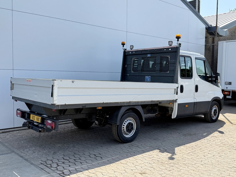 Iveco Daily 35S16 2.3 Automaat Dubbele Cabine Open laadbak Pritsche Pick up Trekhaak 3.5t Climate Control 7 Zitplaatsen Standkachel - Furgone con cassone fisso, Furgone doppia cabina: foto 3 Iveco Daily 35S16 2.3 Automaat Dubbele Cabine Open laadbak Pritsche Pick up Trekhaak 3.5t Climate Control 7 Zitplaatsen Standkachel - Furgone con cassone fisso, Furgone doppia cabina: foto 3