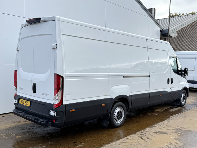 Iveco Daily 35S16 2.3 Automaat L4H2 Airco Climate Control Lat Betimmering - Furgone chiuso: foto 3 Iveco Daily 35S16 2.3 Automaat L4H2 Airco Climate Control Lat Betimmering - Furgone chiuso: foto 3