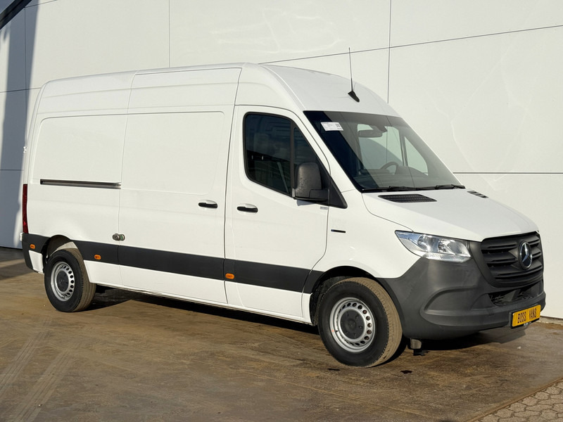 Mercedes-Benz eSprinter 312 ALL-IN PRIJS L2H2 55kWh 168km WLTP 80kw Snelladen Climate Control Camera Stoelverwarming Laadkabel - Furgone chiuso, Furgone elettrico: foto 4 Mercedes-Benz eSprinter 312 ALL-IN PRIJS L2H2 55kWh 168km WLTP 80kw Snelladen Climate Control Camera Stoelverwarming Laadkabel - Furgone chiuso, Furgone elettrico: foto 4