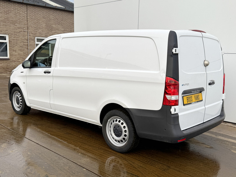 Mercedes-Benz eVito 112 Elektrisch 66kWh 280km WLTP Snelladen Climate Control Camera Parkeersensoren voor achter Stoelverwarming - Furgoncino, Furgone elettrico: foto 2 Mercedes-Benz eVito 112 Elektrisch 66kWh 280km WLTP Snelladen Climate Control Camera Parkeersensoren voor achter Stoelverwarming - Furgoncino, Furgone elettrico: foto 2