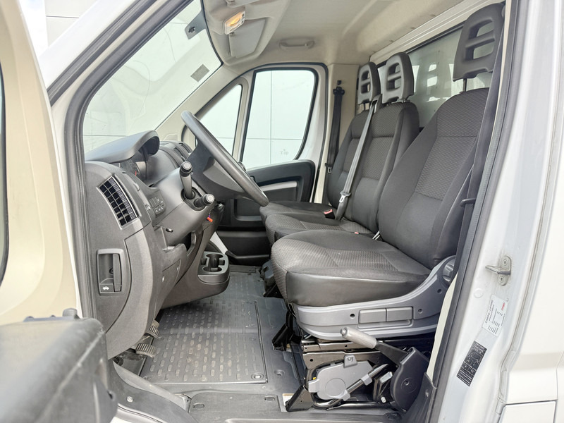 Peugeot Boxer 2.2 HDI Laadklep Cruise Control Meubelbak Bakwagen Koffer 165 PK - Furgone chiuso: foto 5 Peugeot Boxer 2.2 HDI Laadklep Cruise Control Meubelbak Bakwagen Koffer 165 PK - Furgone chiuso: foto 5
