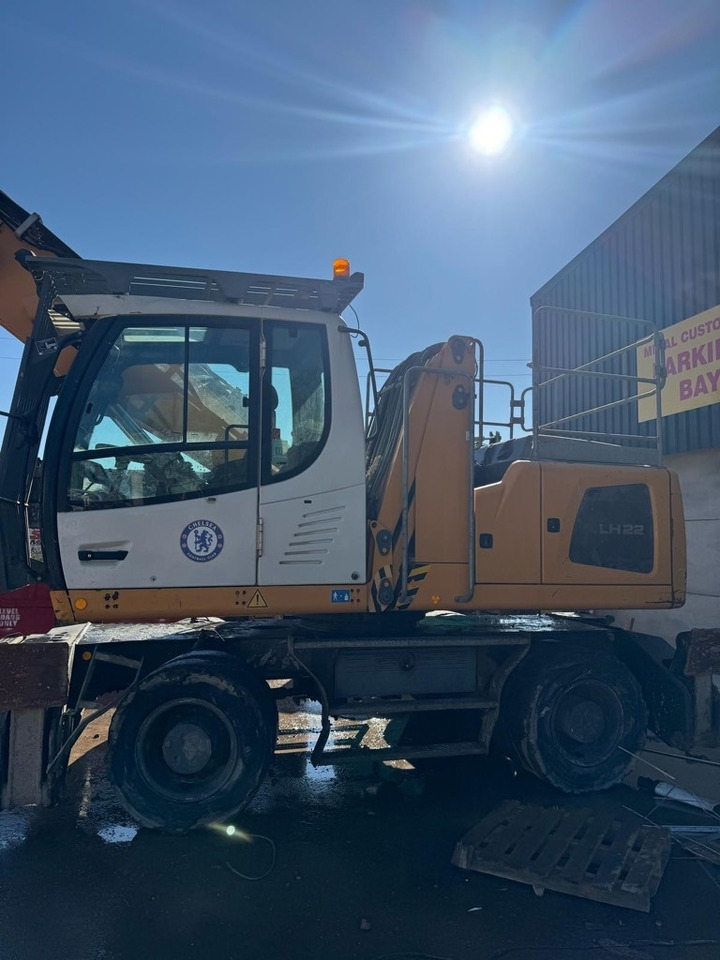 Escavatore per movimentazione Liebherr LH 22 M: foto 9