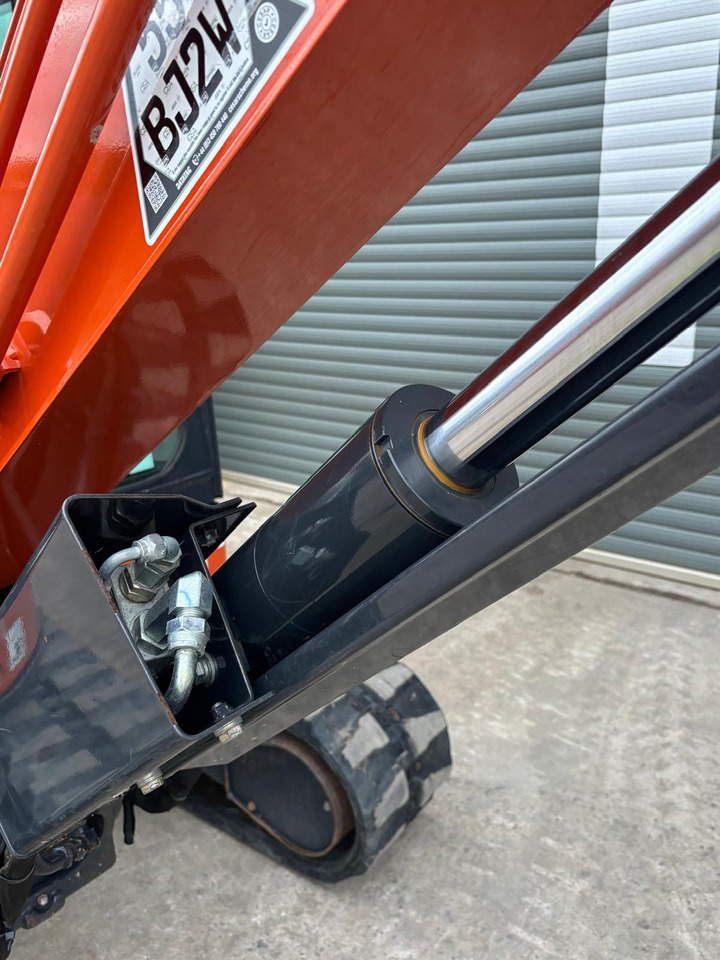 Miniescavatore Hitachi ZX55U-6 CLR: foto 11