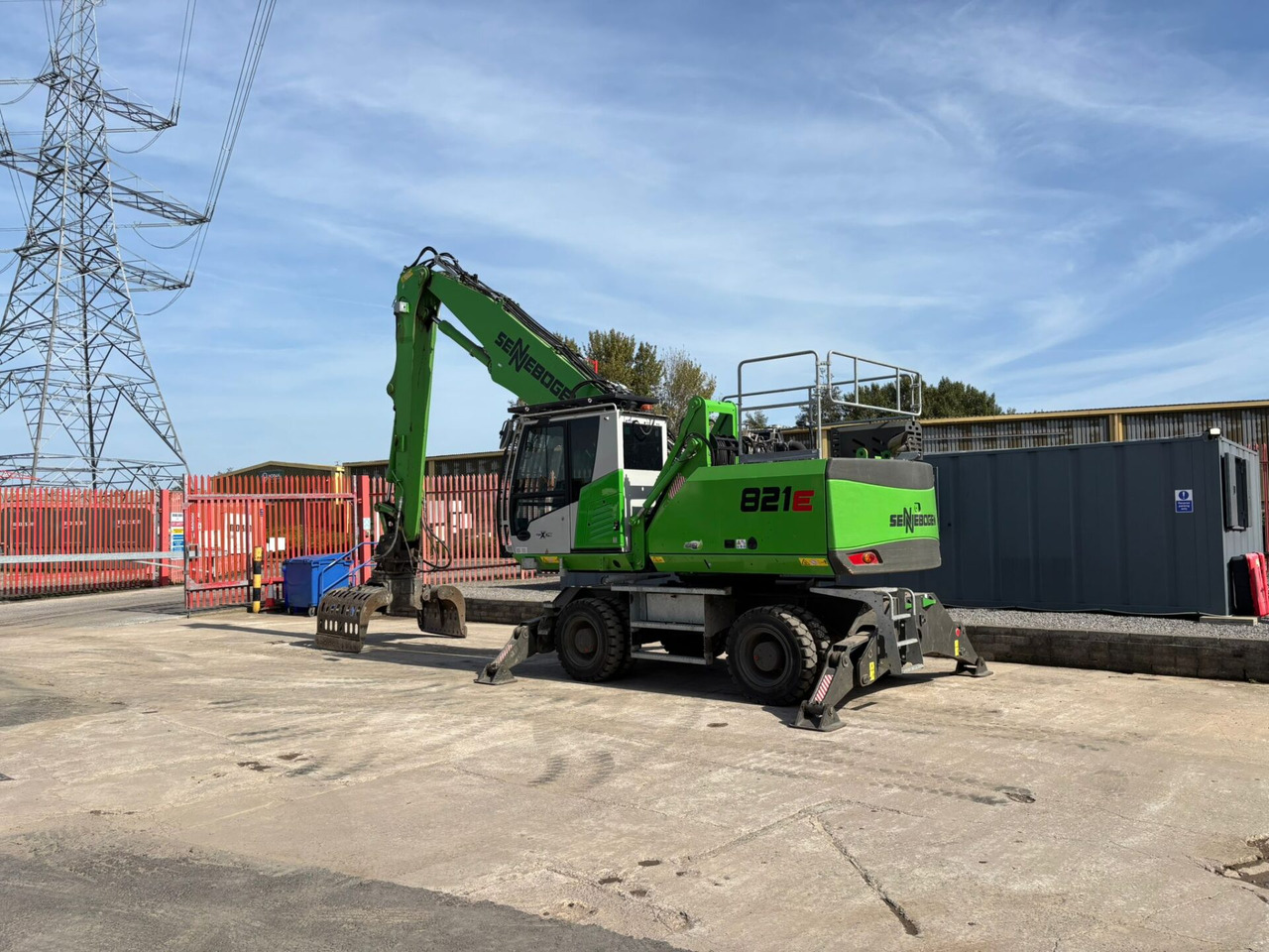 Sennebogen 821E - Escavatore per movimentazione: foto 3 Sennebogen 821E - Escavatore per movimentazione: foto 3