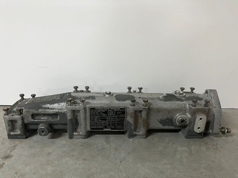 Liebherr A974 / P974 / R942 / R944 / R954 / R964 / R974 / R974B - A 974 / P 974 / R 942 / R 944 / R 954 / R 964 / R 974 / R 974B - Tubi di aspirazione aria: foto 2 Liebherr A974 / P974 / R942 / R944 / R954 / R964 / R974 / R974B - A 974 / P 974 / R 942 / R 944 / R 954 / R 964 / R 974 / R 974B - Tubi di aspirazione aria: foto 2