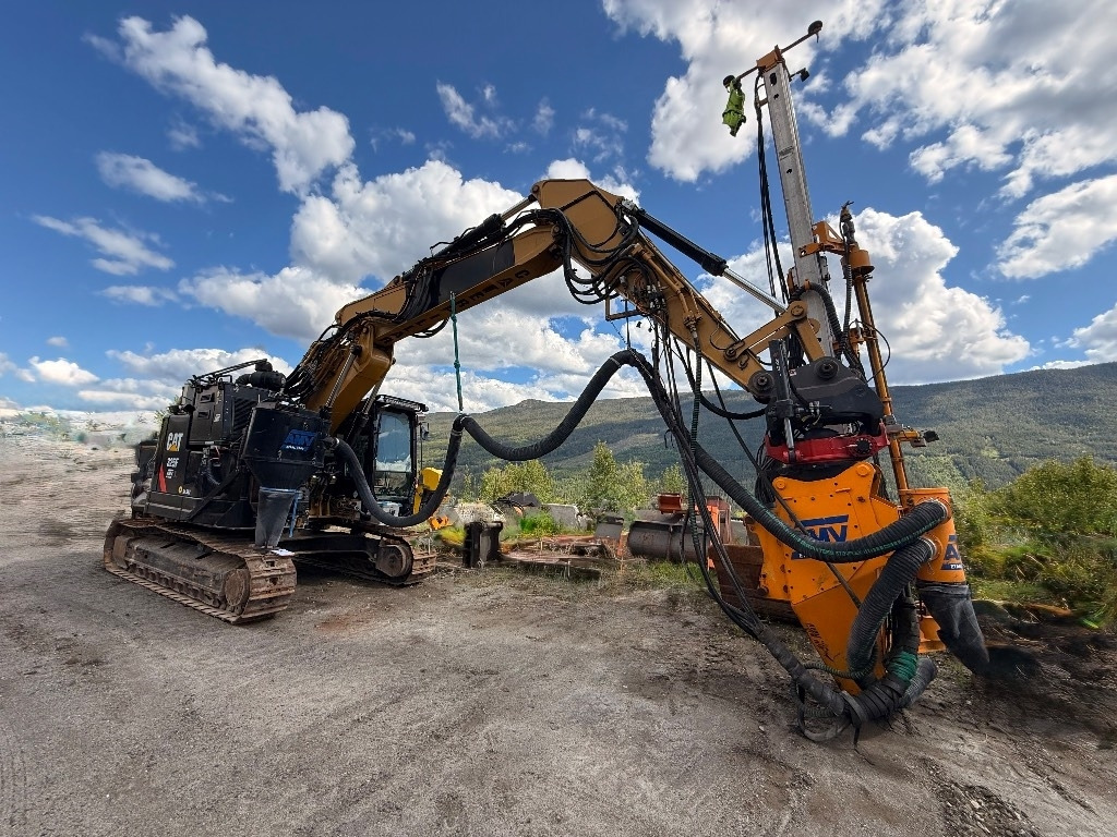 CAT 325 FL CR - Escavatore cingolato: foto 3 CAT 325 FL CR - Escavatore cingolato: foto 3