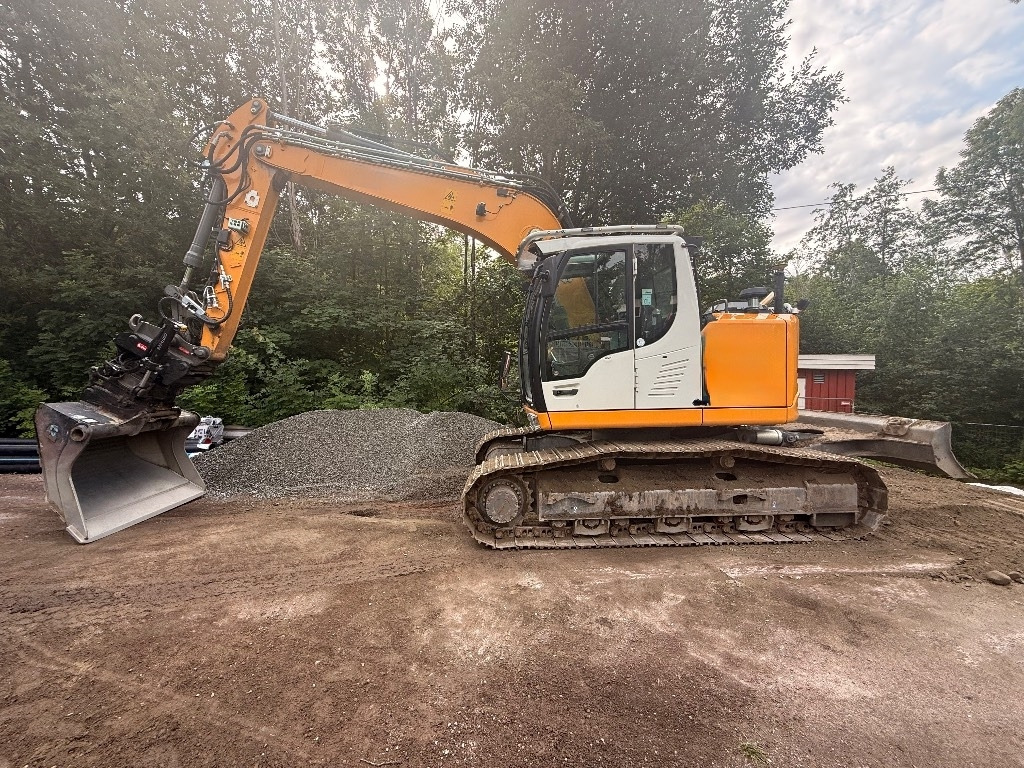 Liebherr R920 Compact LC - Escavatore cingolato: foto 1 Liebherr R920 Compact LC - Escavatore cingolato: foto 1