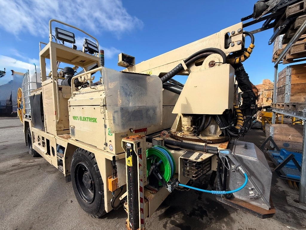 Normet Spraymec - Attrezzatura per calcestruzzo: foto 4 Normet Spraymec - Attrezzatura per calcestruzzo: foto 4