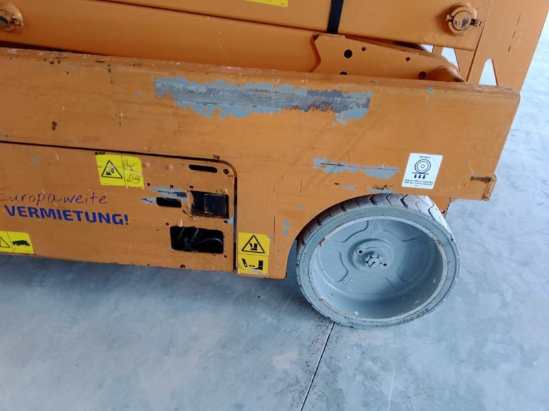 Genie GS 2646 - Piattaforma a pantografo: foto 4 Genie GS 2646 - Piattaforma a pantografo: foto 4