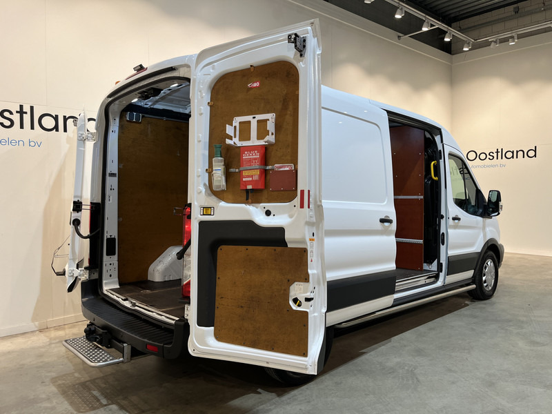 Ford Transit 350 2.0 TDCI L3H2 Trend 130 PK / Euro 6 / 220V / Airco / Cruise Control / Trekhaak / Camera - Furgone chiuso: foto 2 Ford Transit 350 2.0 TDCI L3H2 Trend 130 PK / Euro 6 / 220V / Airco / Cruise Control / Trekhaak / Camera - Furgone chiuso: foto 2