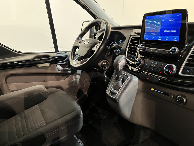 Ford Transit Custom 300 2.0 TDCI L2H1 Limited DC Dubbel Cabine 130 PK Automaat / Euro 6 / Schuifdeur L + R / Airco / Cruise Control / Camera / CarPlay / Trekhaak / Navigatie - Furgoncino, Furgone doppia cabina: foto 3 Ford Transit Custom 300 2.0 TDCI L2H1 Limited DC Dubbel Cabine 130 PK Automaat / Euro 6 / Schuifdeur L + R / Airco / Cruise Control / Camera / CarPlay / Trekhaak / Navigatie - Furgoncino, Furgone doppia cabina: foto 3