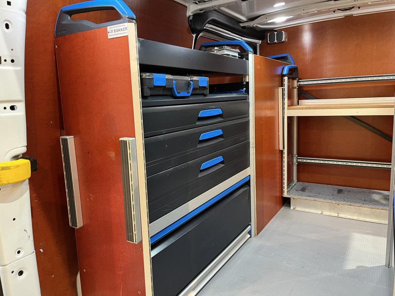 Furgoncino Ford Transit Custom 340 2.0 TDCI L1H1 Trend 130 PK Servicebus / Sortimo Inrichting / Euro 6 / Schuifdeur L + R / 220V. / Airco / Cruise Control / PDC / CarPlay / Trekhaak / Navigatie /: foto 11