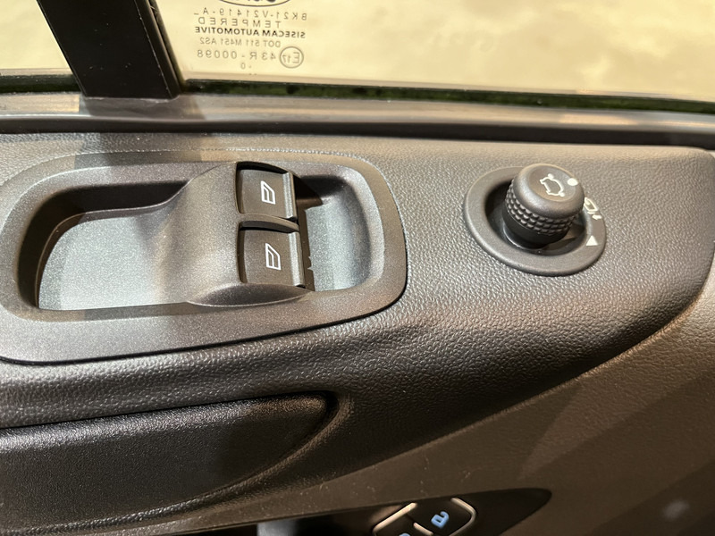 Furgoncino Ford Transit Custom 340 2.0 TDCI L1H1 Trend 130 PK Servicebus / Sortimo Inrichting / Euro 6 / Schuifdeur L + R / 220V. / Airco / Cruise Control / PDC / CarPlay / Trekhaak / Navigatie /: foto 16