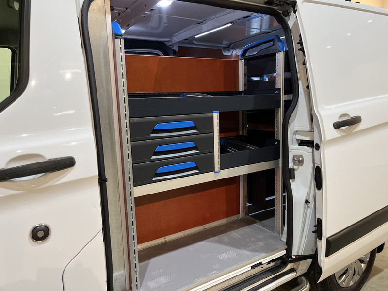 Furgoncino Ford Transit Custom 340 2.0 TDCI L1H1 Trend 130 PK Servicebus / Sortimo Inrichting / Euro 6 / Schuifdeur L + R / 220V. / Airco / Cruise Control / PDC / CarPlay / Trekhaak / Navigatie /: foto 13