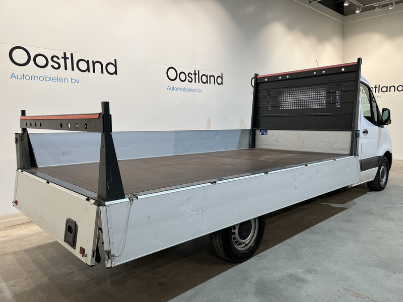 Mercedes-Benz Sprinter 315 CDI L3 RWD Open Laadbak / Euro 6 / Airco / MBUX / CarPlay / Navigatie / 3-Zits / 75.200 KM !! / BPM VRIJ !! - Furgone con cassone fisso: foto 2 Mercedes-Benz Sprinter 315 CDI L3 RWD Open Laadbak / Euro 6 / Airco / MBUX / CarPlay / Navigatie / 3-Zits / 75.200 KM !! / BPM VRIJ !! - Furgone con cassone fisso: foto 2